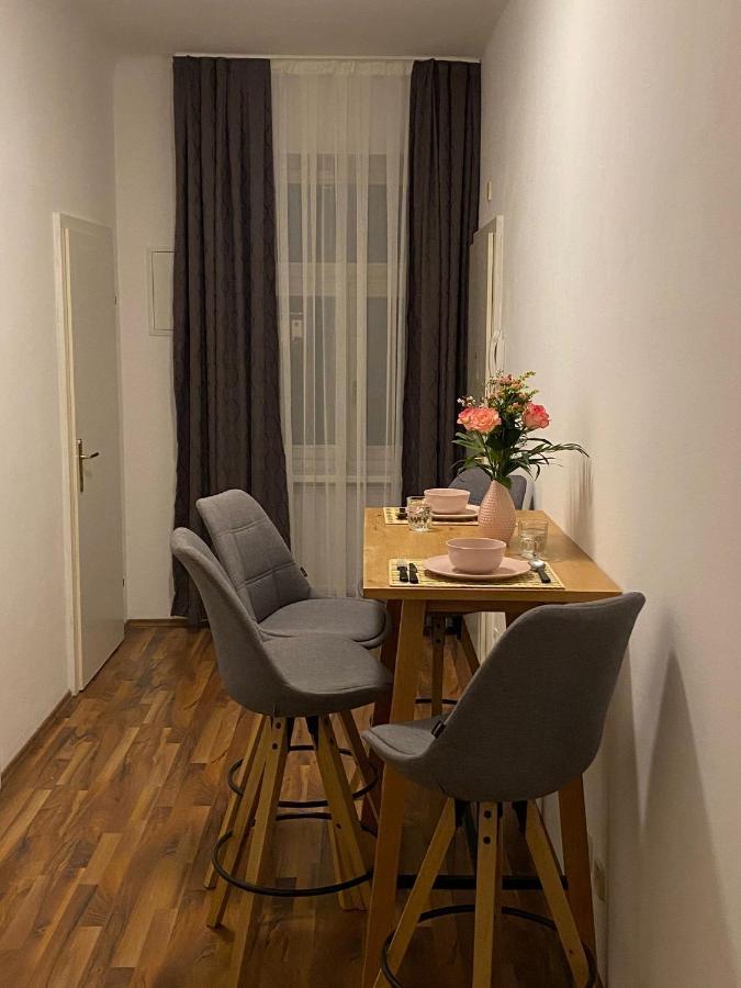 Gesamte Unterkunft In Zentrumsnaehe Wien Exteriör bild
